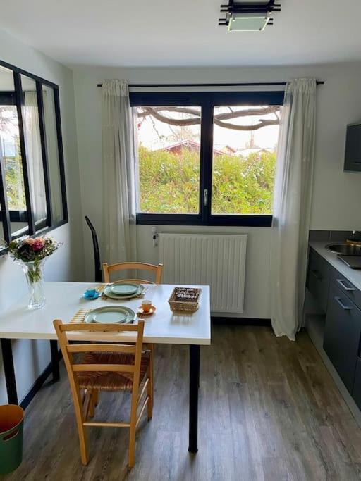 Appartement Independant 30 M² A 500M Du Lac, 2 Velos Et Parking Fournis Sevrier Luaran gambar